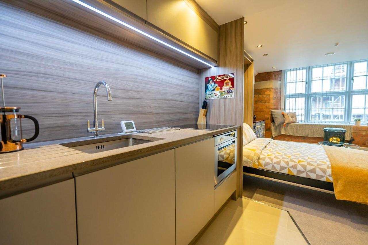 48 Cocoa Suites York Exteriör bild